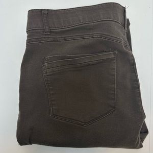 Democracy “Ab” Technology Mud Colored Jeans size 14